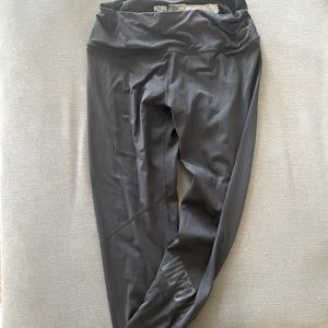 Victoria’s Secret leggings